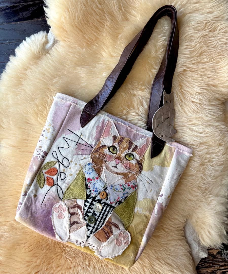 (手づくり)\"エンジェル茶トラ\"ねこのトートバッグ刺繍切り絵帆布ネコ