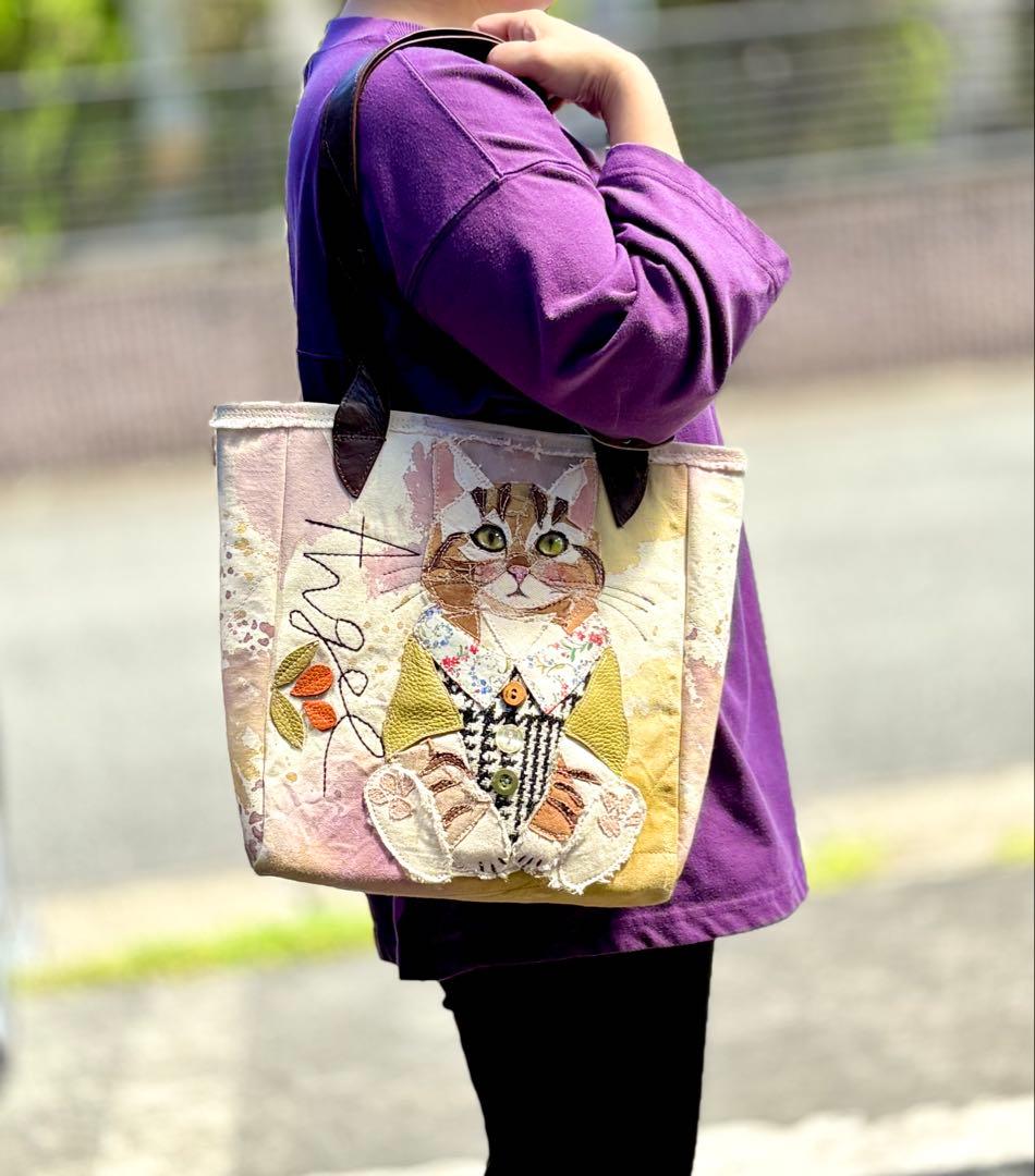 (手づくり)\"エンジェル茶トラ\"ねこのトートバッグ刺繍切り絵帆布ネコ