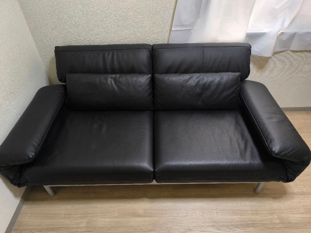 ROLF BENZ（ロルフベンツ）ソファ「プルーラ」革ブラック色 163万