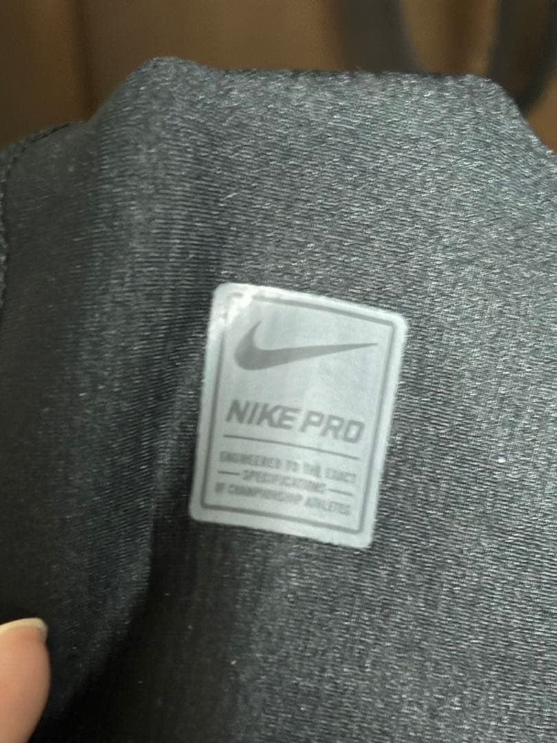 Nike Pro Hyperwarm Hood ブラック ワンサイズ　未使用