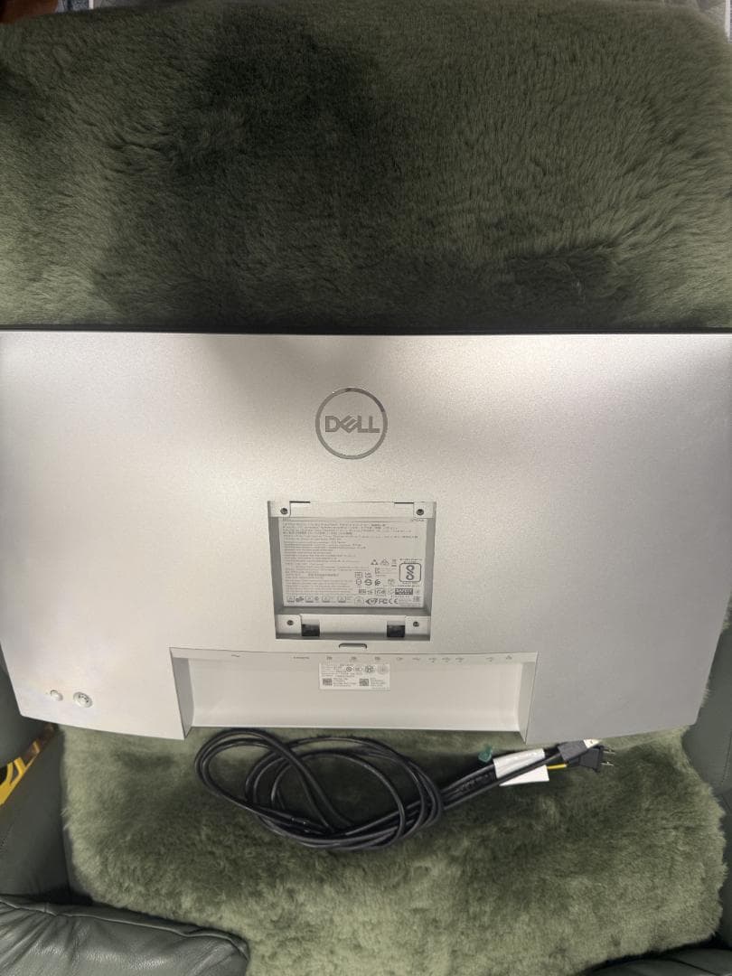 Dell 27インチ モニター　U2723QE