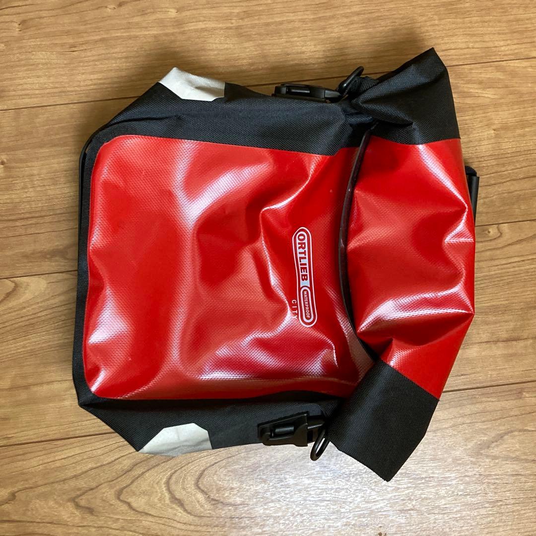 オルトリーブ　ORTLIBE バッククローラー　city ペア