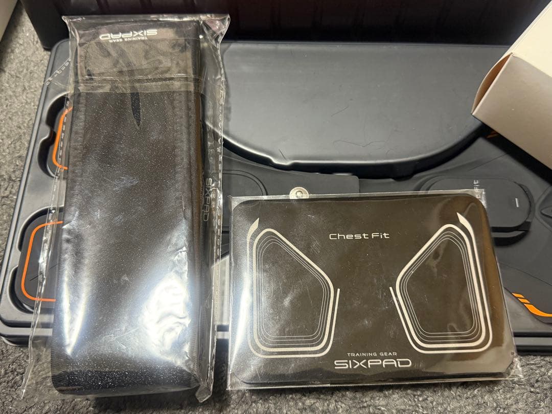 【極美品】 MTG SIXPAD SE-AF03 チェストフィット トレーニング