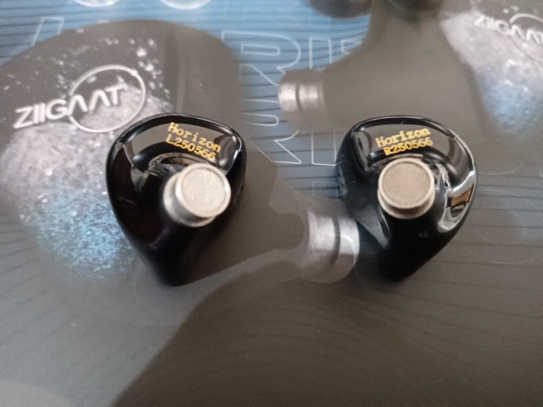 イヤホン Ziigaat Horizon