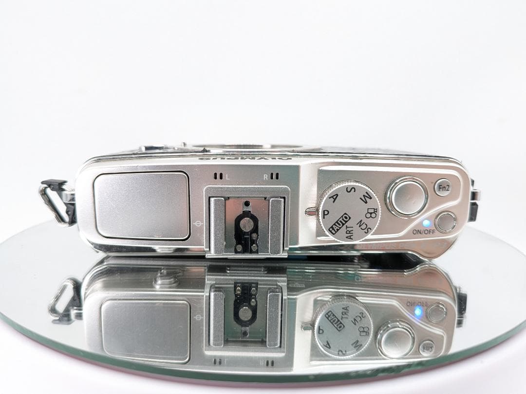 Olympus ミラーレスカメラ E-P3 ボディ