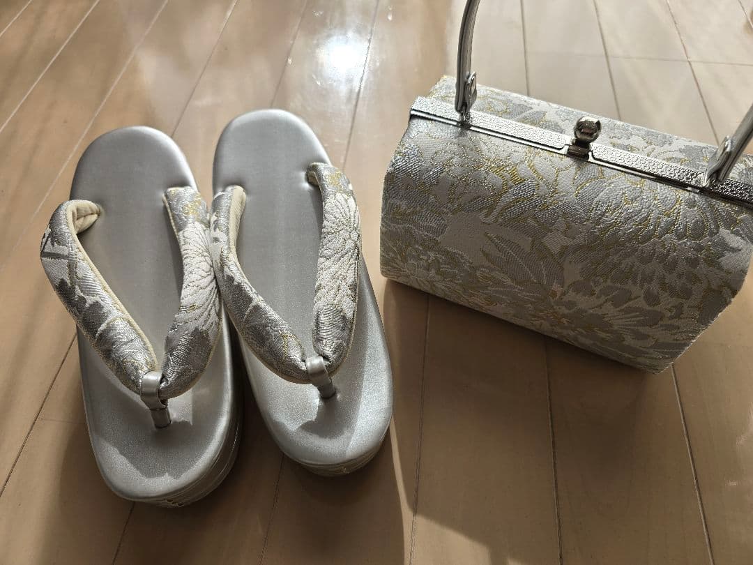 成人式 バッグ 振袖 白 ゴールド シルバー