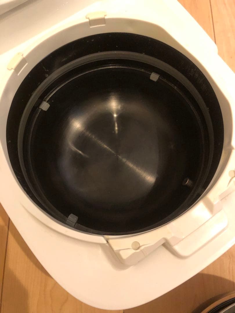 美品‼️象印 IH炊飯器 NW-JT10 ホワイト