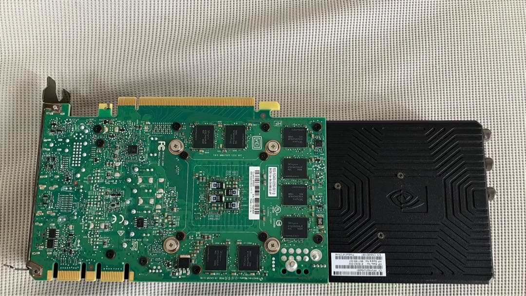 NVIDIA Quadro M5000 使用時間数時間
