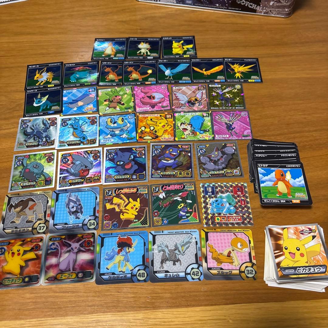 ポケモン　シール烈伝　まとめ　技シール　全国図鑑pro ピカチュウ　リザードン