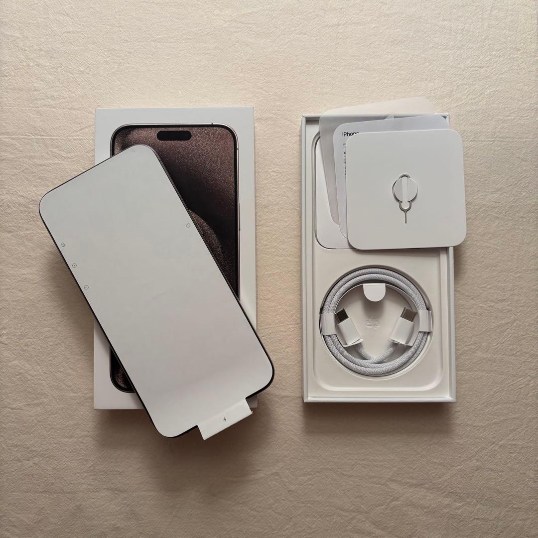 iPhone 15 Pro Max 256GB ナチュラルチタニウムSIMフリー
