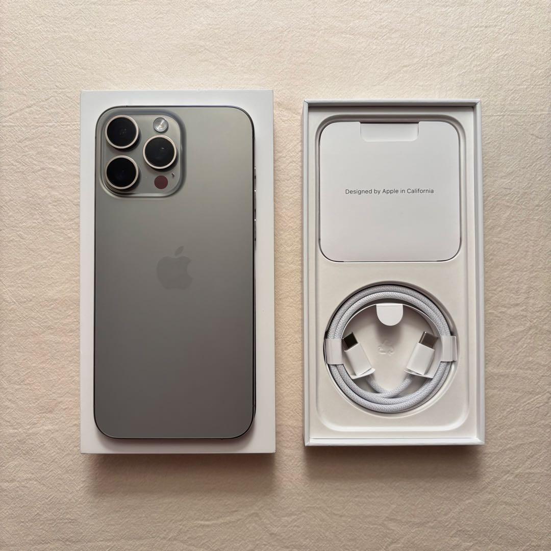 iPhone 15 Pro Max 256GB ナチュラルチタニウムSIMフリー