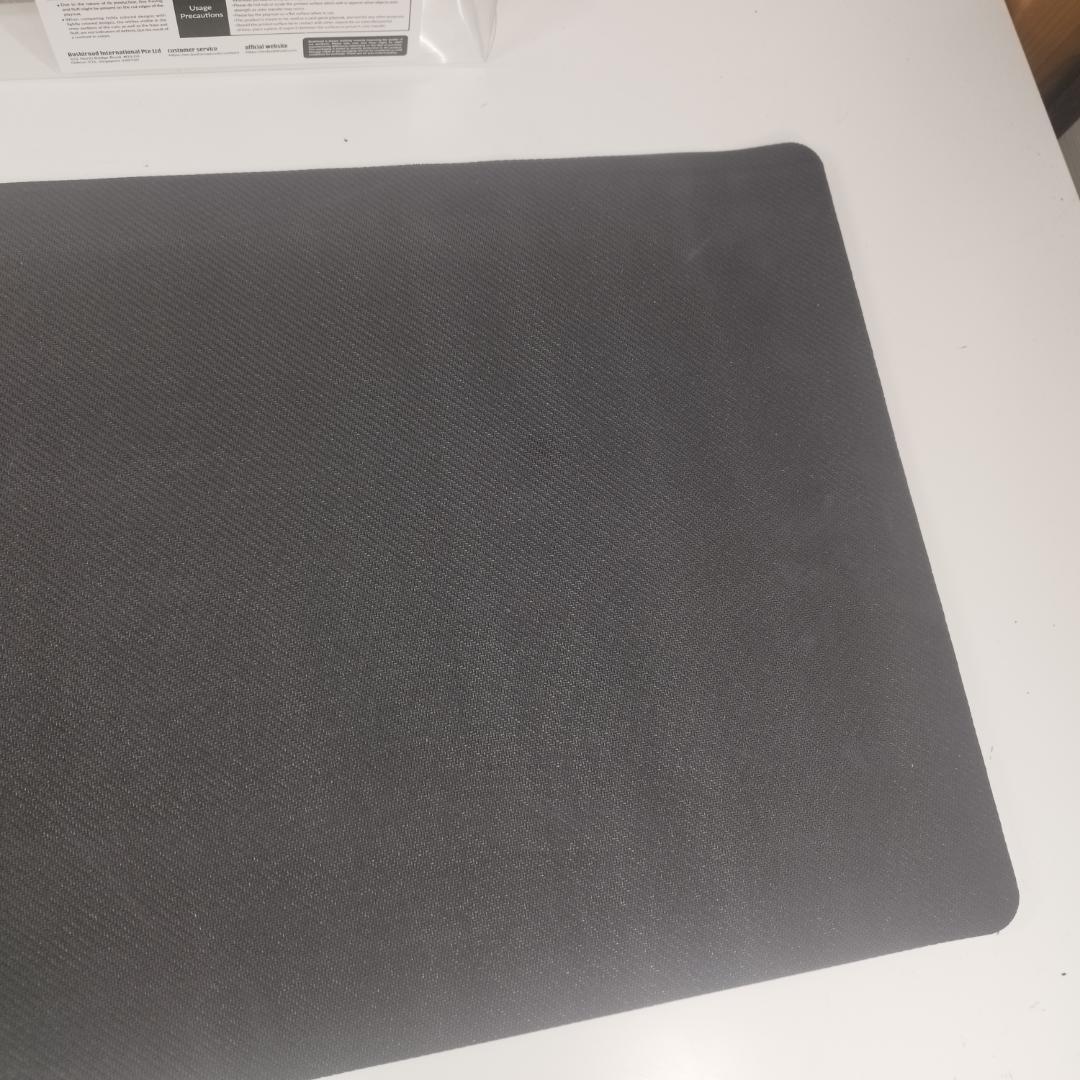 ヴァンガード アルティサリア スズネ プレイマット 日本未発売 新品 h718