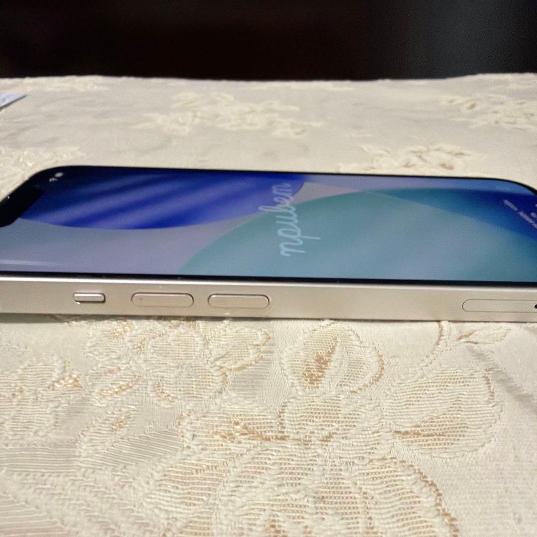 Apple iPhone 13 256GB スターライト