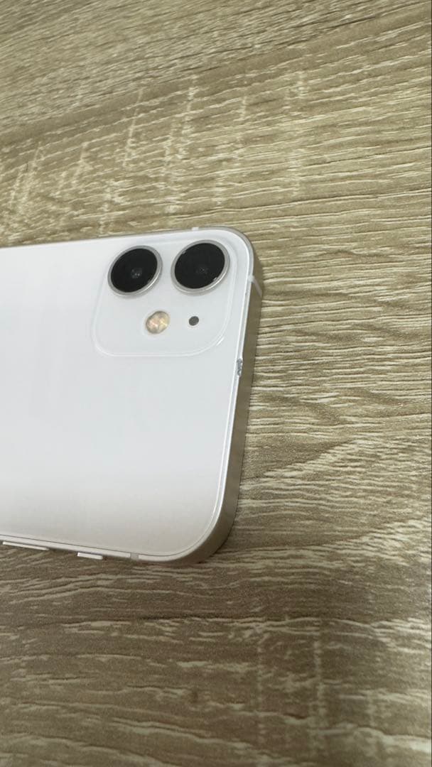 Apple iPhone 12 mini 本体