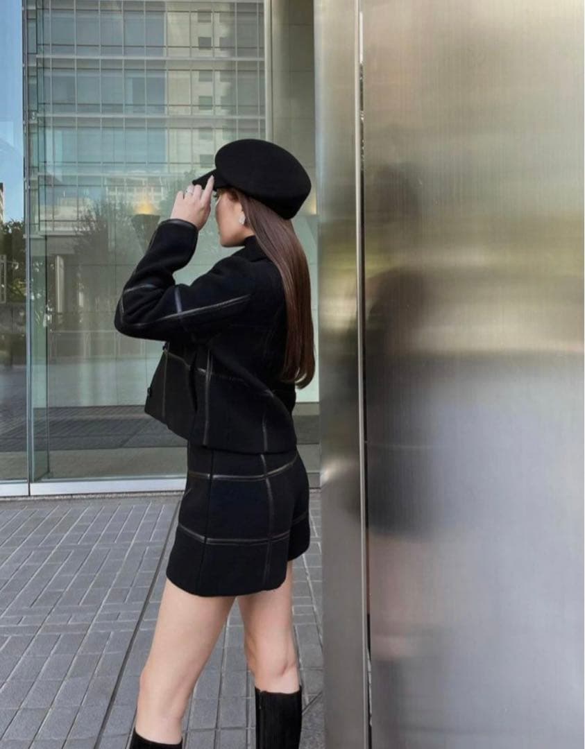 shéller 完売 レザーチェックショートパンツ