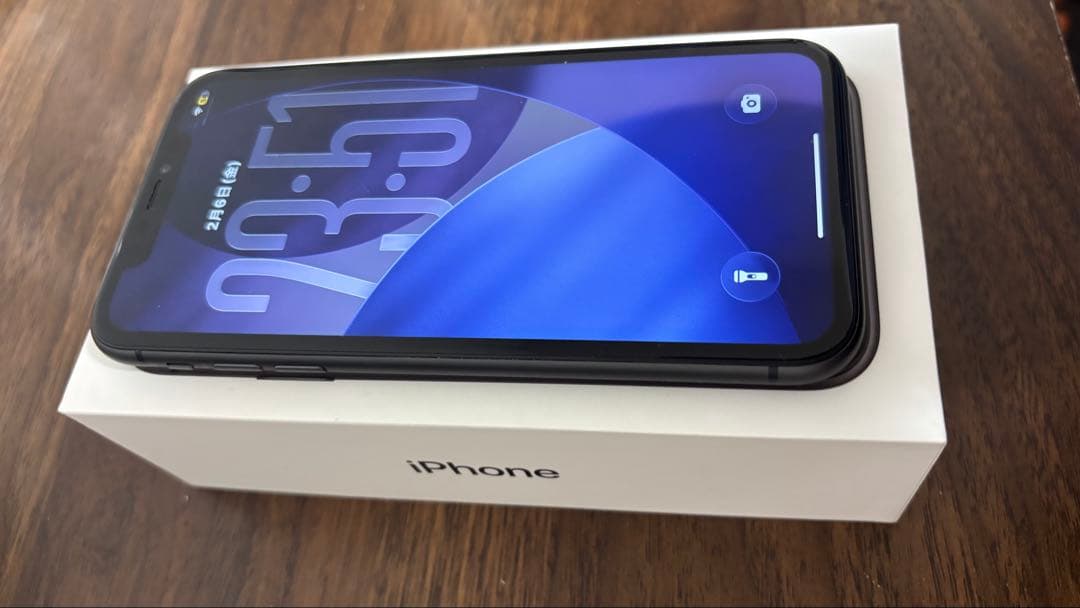 iPhone11 ブラック　SIMフリー