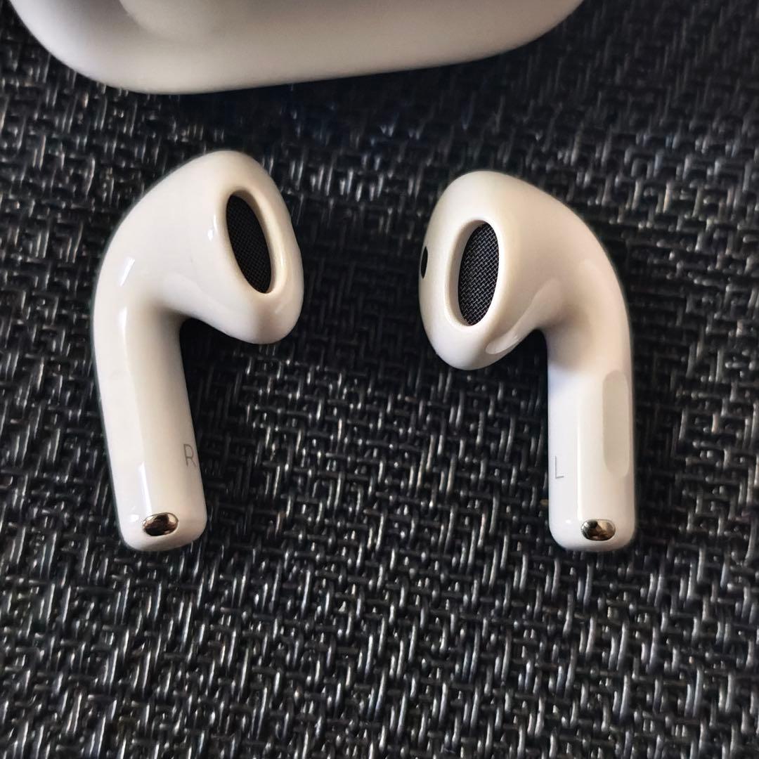 AirPods4 Apple アップル ワイヤレスイヤホン ノイキャン無し