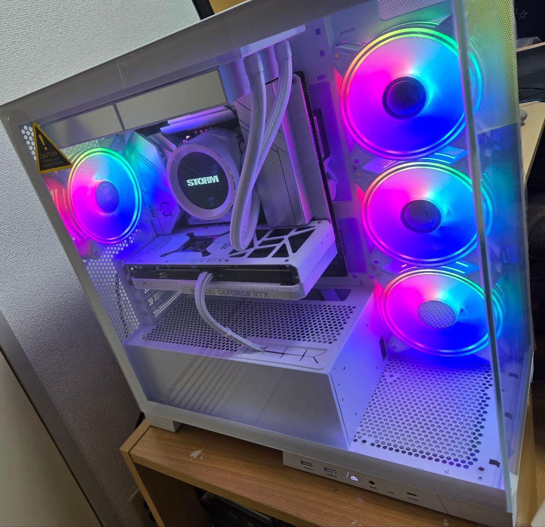 稼働少 美品 高性能 ホワイト ゲーミングpc i7 4070Ti SUPER