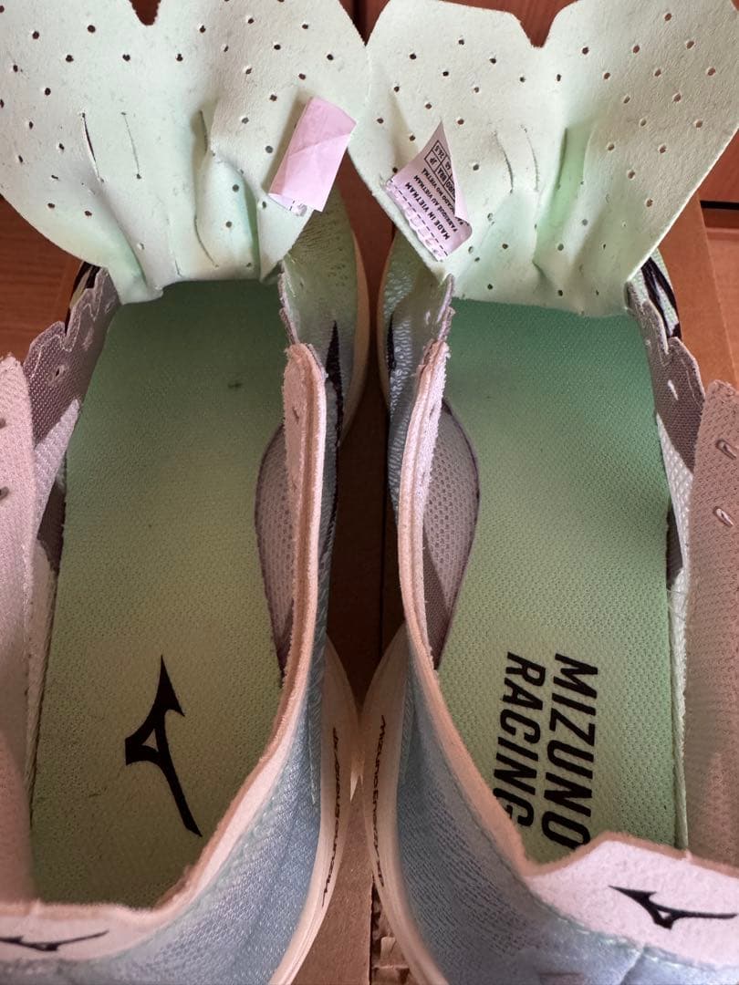 【MIZUNO】ウェーブリベリオンプロ（26.5cm）