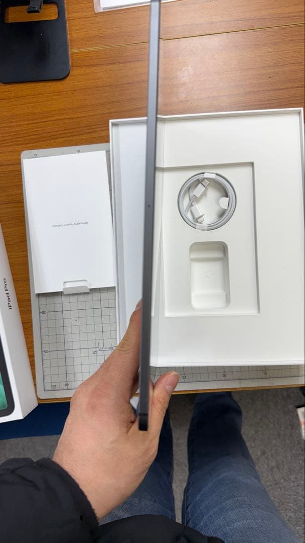 美品12.9インチ iPad Pro 1TB 第4世代 SIMフリー おまけ付