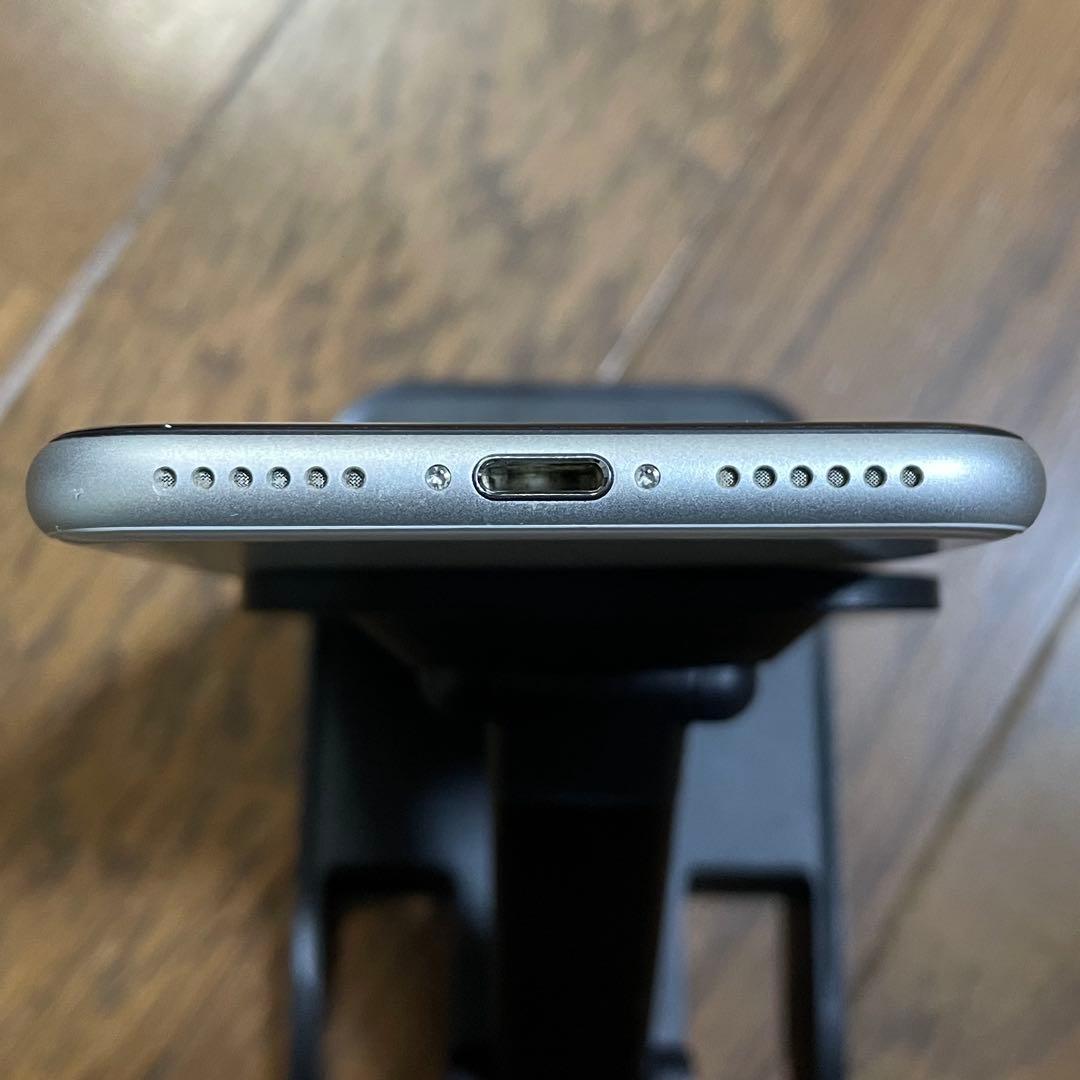 iPhone SE 第2世代 128GB ホワイト 本体のみ