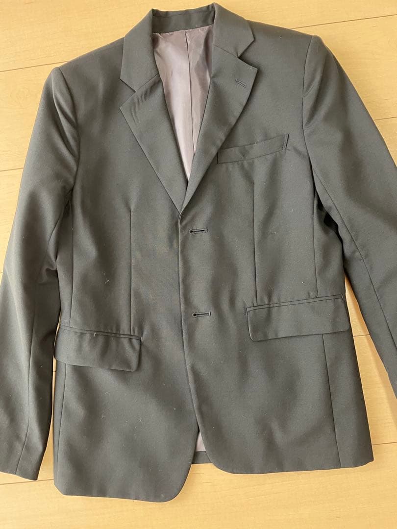 子供卒業式スーツ黒4点スーツ上下ネクタイはコムサイズム、シャツはラルフローレン