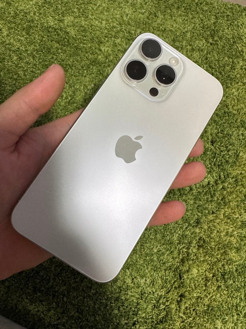 【美品】iPhone 15pro Max