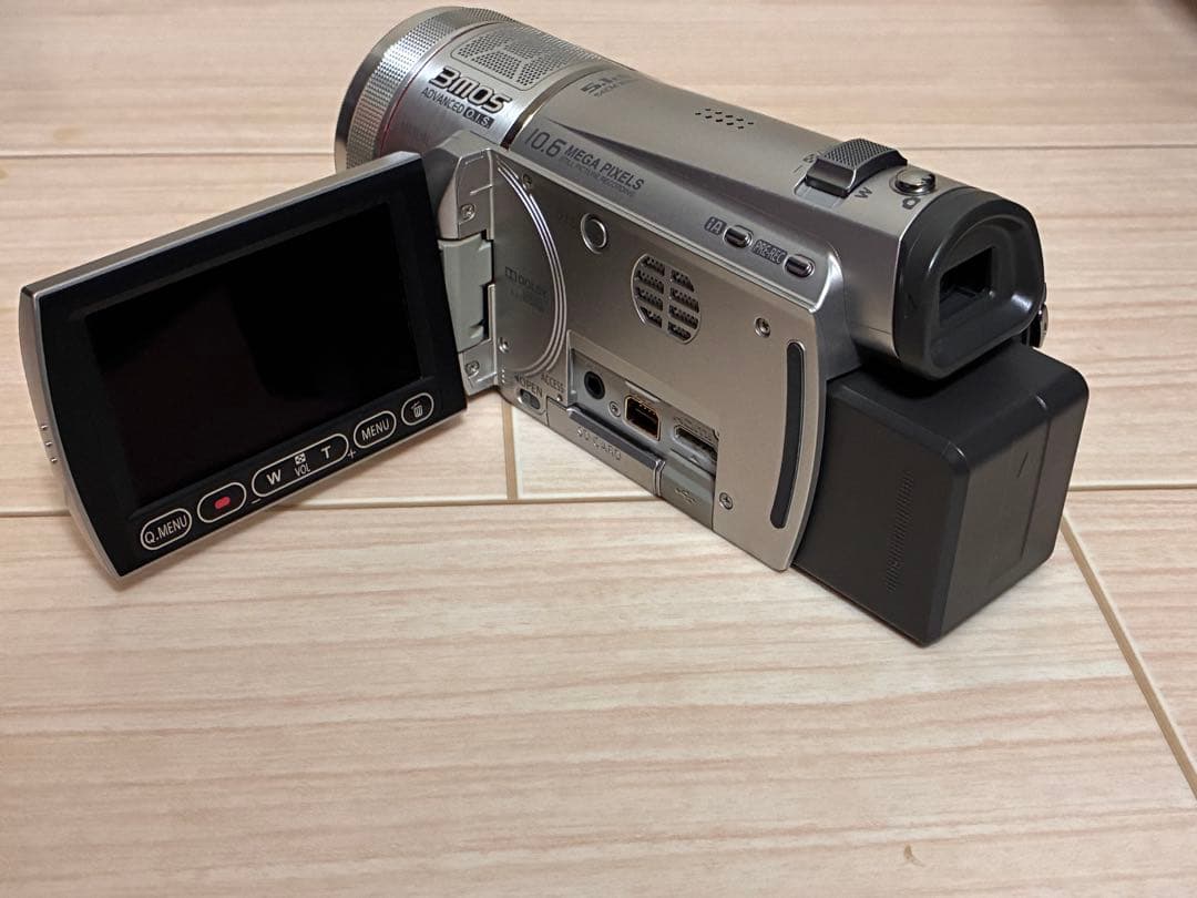 Panasonic HDC-TM300 パナソニックビデオカメラ