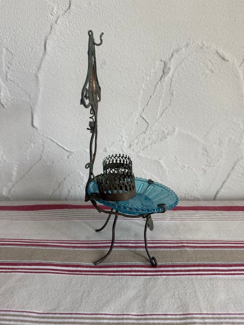 フランスアンティーク オブジェ　ガラスとワイヤーワークのキャンドルホルダー