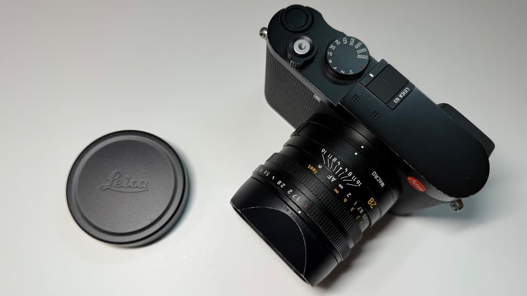 LEICA Q3 予備バッテリー付き