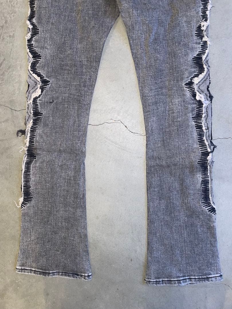 VALABASAS バラバサス サイドクラッシュフレアデニム 29 新品未使用