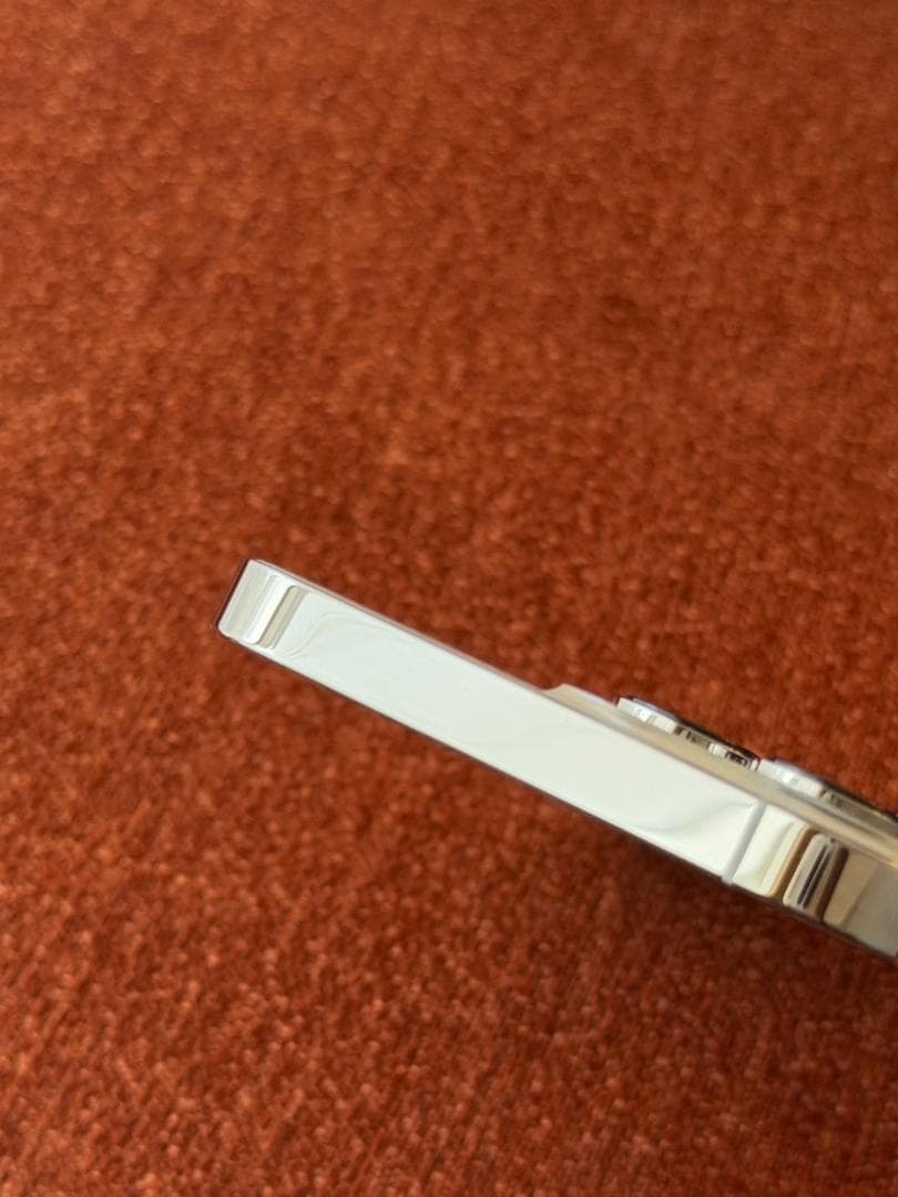 iPhone 13 Pro　アイフォン