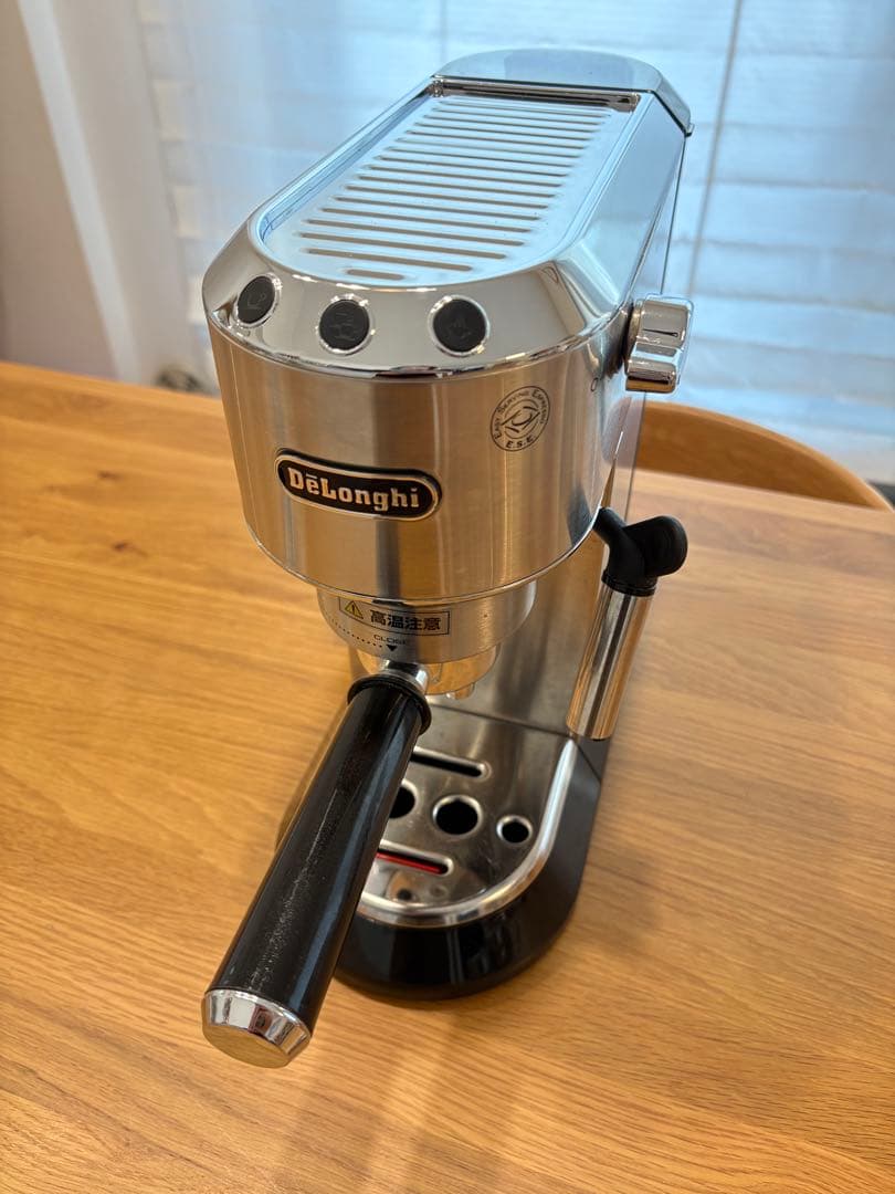 デロンギ デディカ EC680