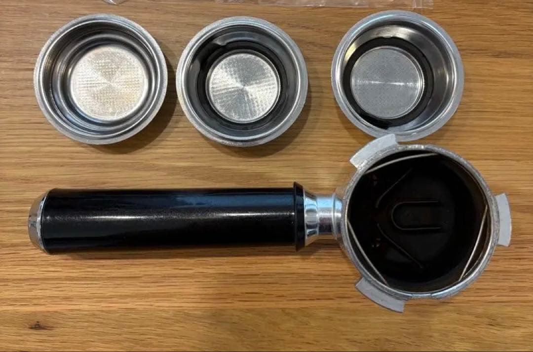 デロンギ デディカ EC680