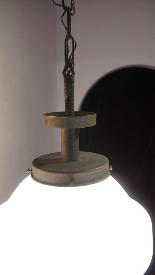 【アンティーク】乳白ガラス　ペンダントライト　イギリス　フランス　洋館