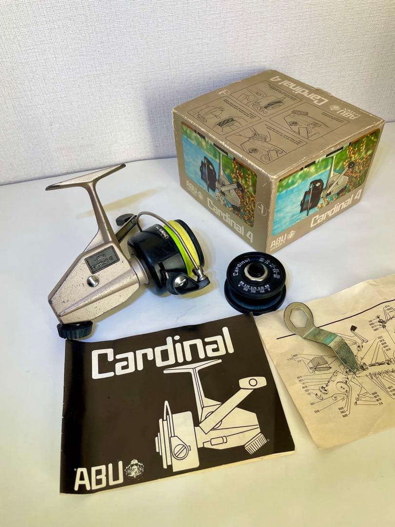 アブ　カーディナル4 替えスプール有り 箱、説明書等有り