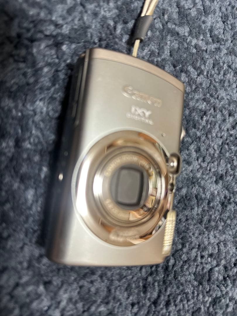 Canon IXY DIGITAL 800IS 本体と付属品