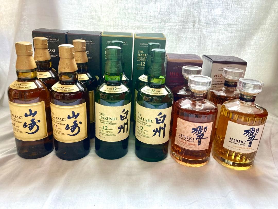 正規ルート品　サントリー　白州シングルモルト12年 700ml 箱入り　 1本