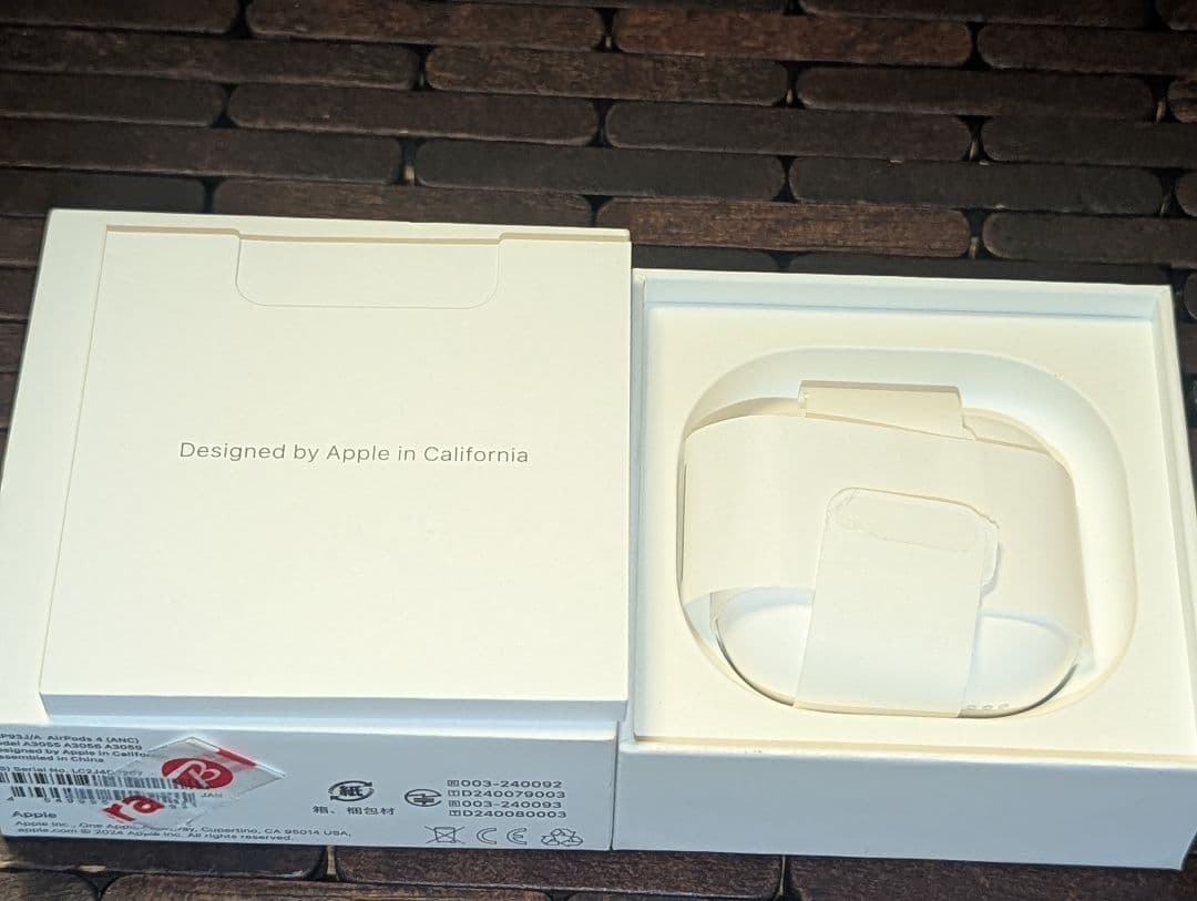 【純正 開封品】AirPods 第4世代 ノイズキャンセル付