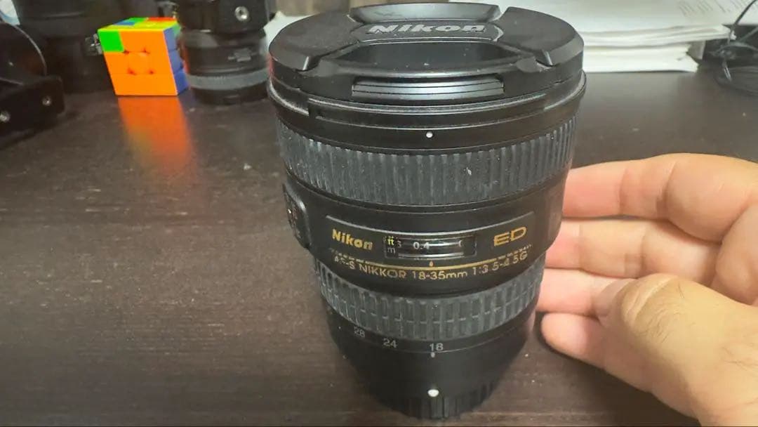 AF-S Nikkor 18-35mm f/3.5-4.5G ED レンズ