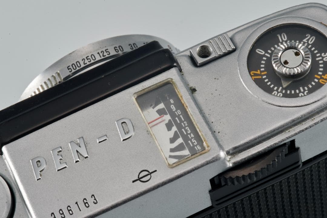 フィルムカメラ Olympus PEN-D / F-zuiko F1.9 32mm #88