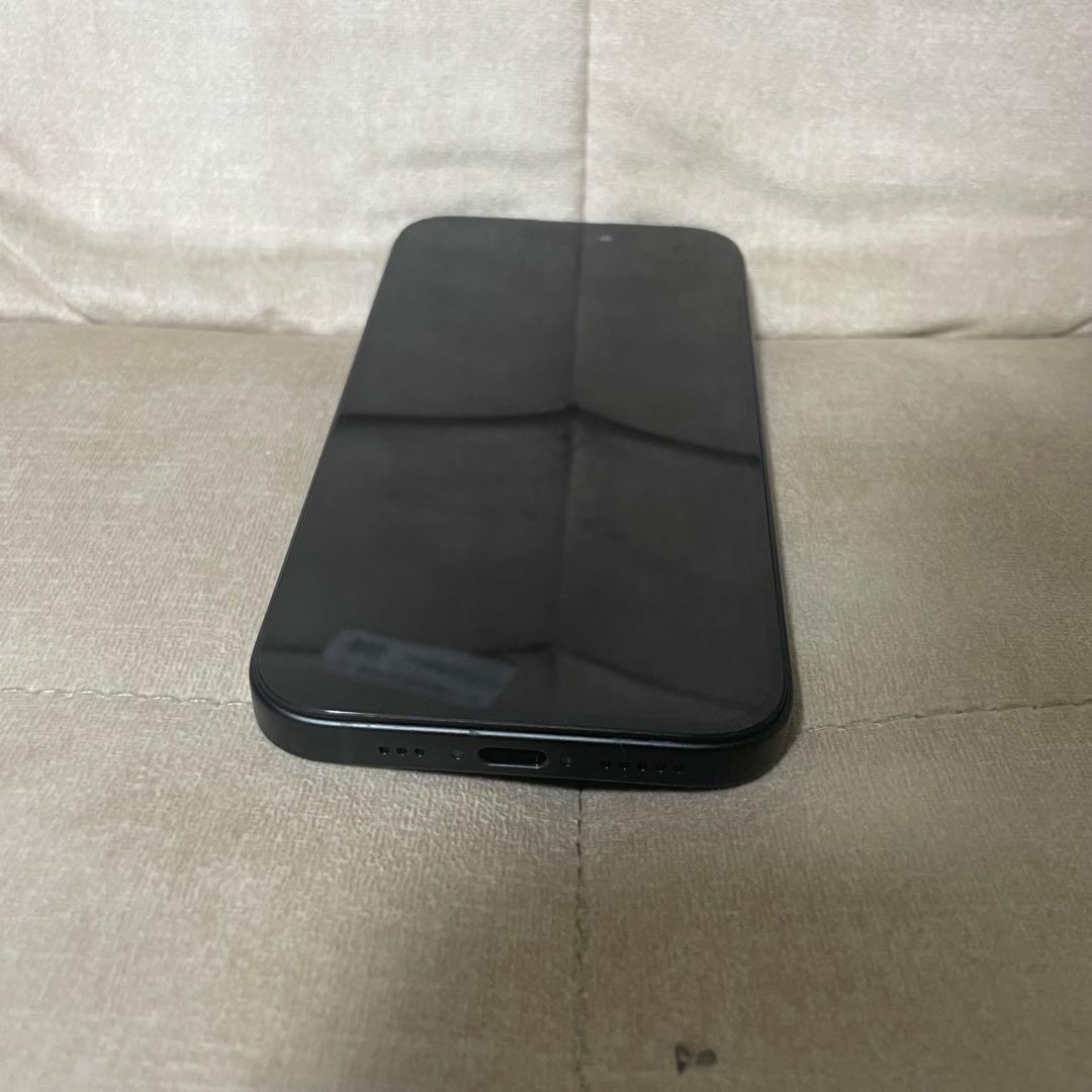 <バッテリー100> Apple iPhone 15 256GB ブラック