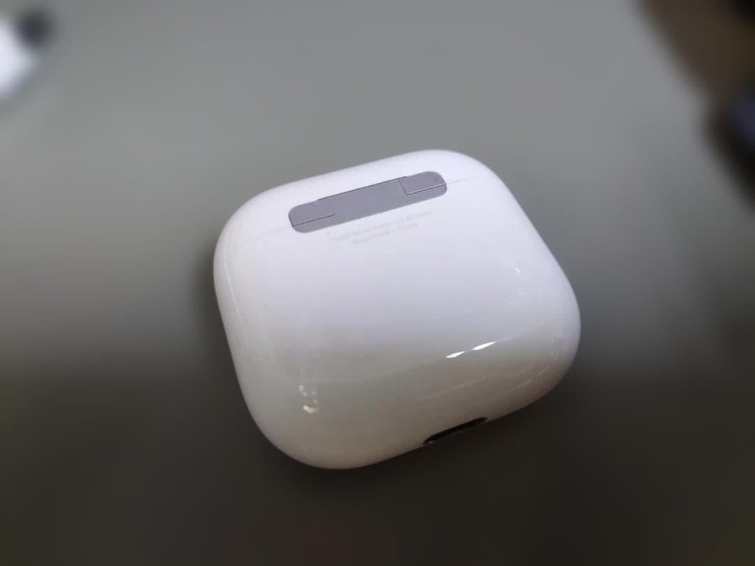 airpods 第4世代 NC&GPSなしモデル 中古美品