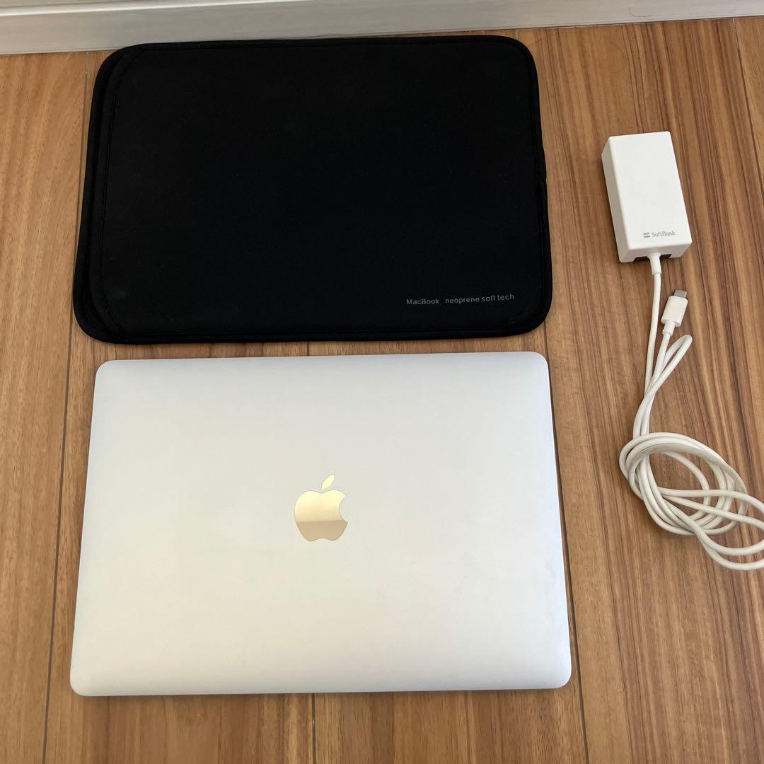 MacBook 12インチ 2017 Core m3 / 8GB / 256GB