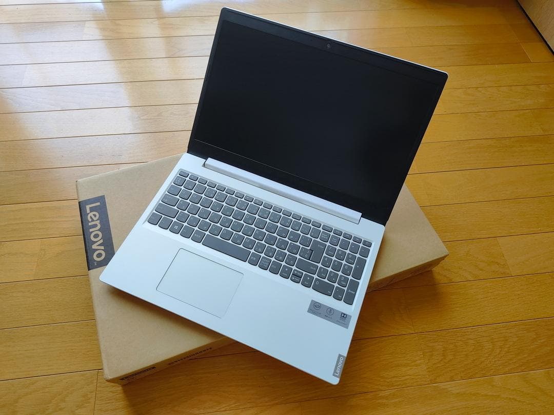 Lenovo Idiapad高スペックノートパソコン