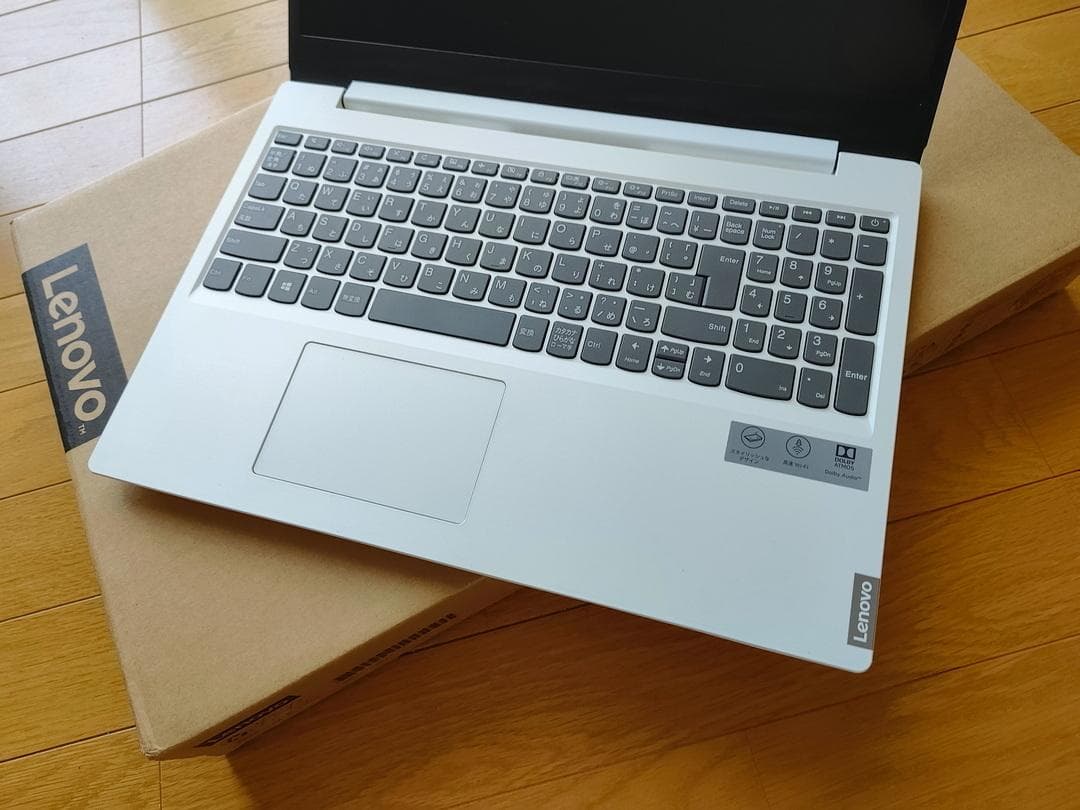 Lenovo Idiapad高スペックノートパソコン