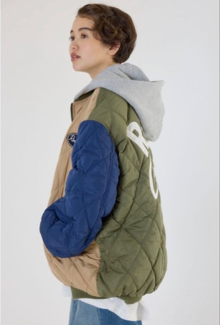 ロデオクラウンズ GYDAキルティングフードブルゾン アウター 大きいサイズ原宿