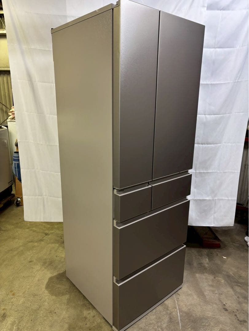 【展示品】Panasonic6ドア冷蔵庫 NR-F55HY2 2025年551L