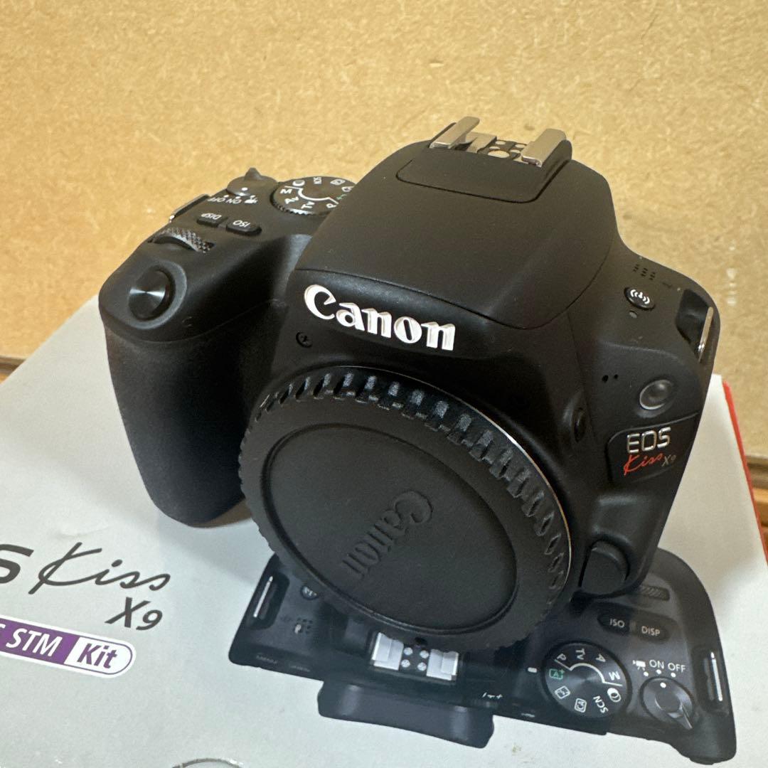 Canon EOS Kiss X9 一眼レフ 初心者向け フルセット