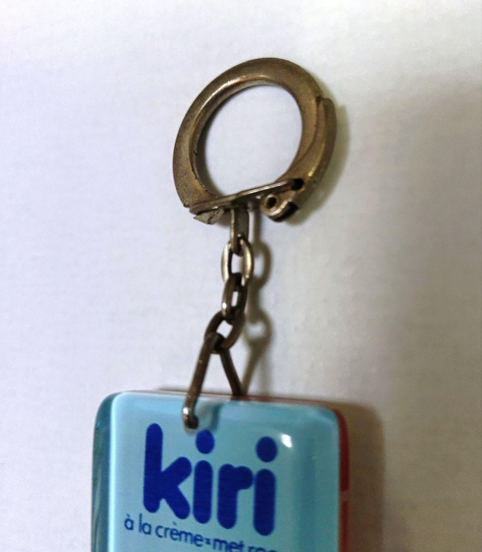 フレンチキーホルダー　kiri　チーズ　食品　アクリル　フランス
